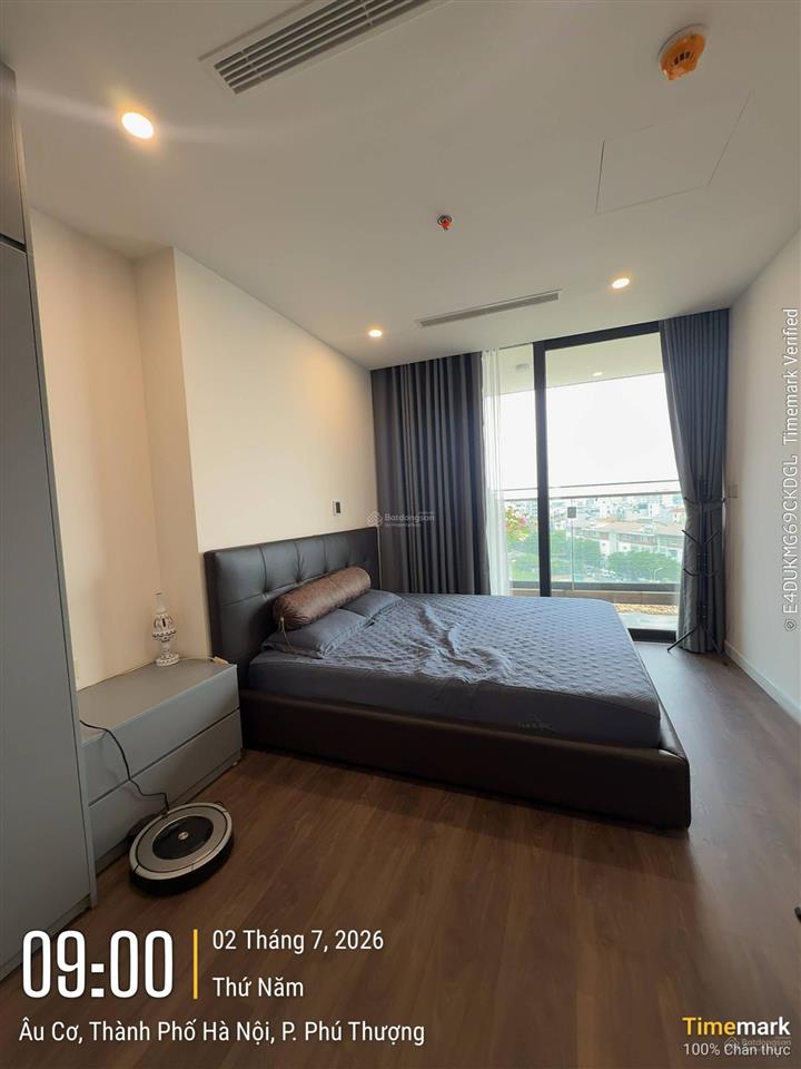 Cần cho thuê căn hộ 2pn chung cư sunshine golden river 128m2 full nội thất giá 23tr/th