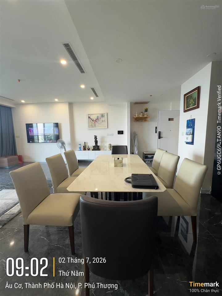Cần cho thuê căn hộ 2pn chung cư sunshine golden river 128m2 full nội thất giá 23tr/th