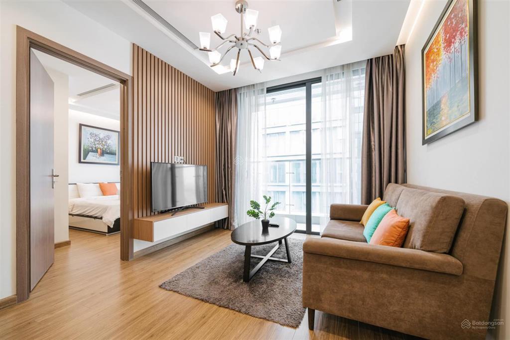 Cho thuê căn hộ 2pn chung cư green stars full nội thất hoặc đồ cơ bản, diện tích 66m2, giá 11tr
