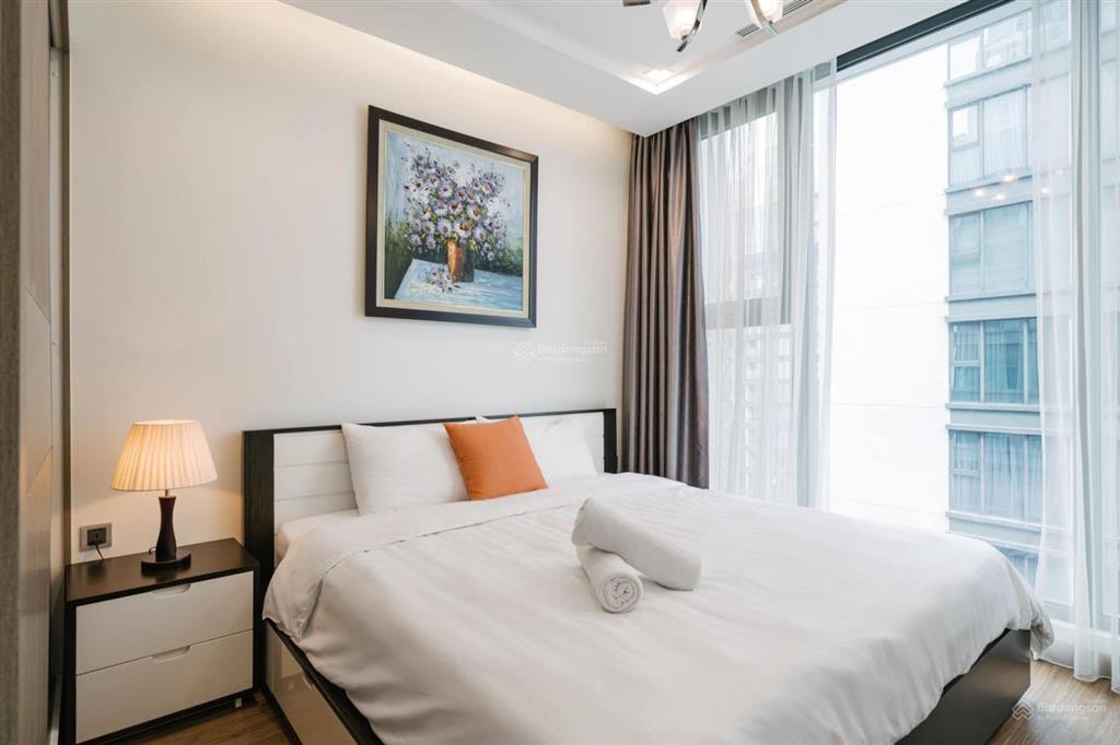 Cho thuê căn hộ 2pn chung cư green stars full nội thất hoặc đồ cơ bản, diện tích 66m2, giá 11tr