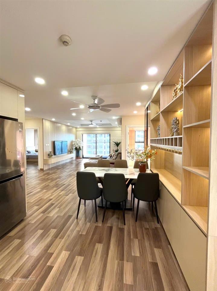 Em quản lý quỹ căn hộ cho thuê tại goldmark city 2pn3pn4pn 78m110m130m162m full đồ giá 12tr/th