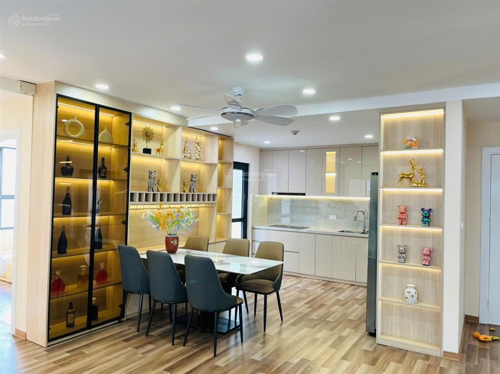 Em quản lý quỹ căn hộ cho thuê tại goldmark city 2pn3pn4pn 78m110m130m162m full đồ giá 12tr/th