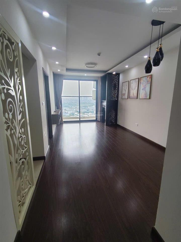 Chính chủ bán căn 2pn duy nhất đang bán. tầng trung. 68m2. 2pn  2vs đồ cơ bản. cửa đb ban công tn