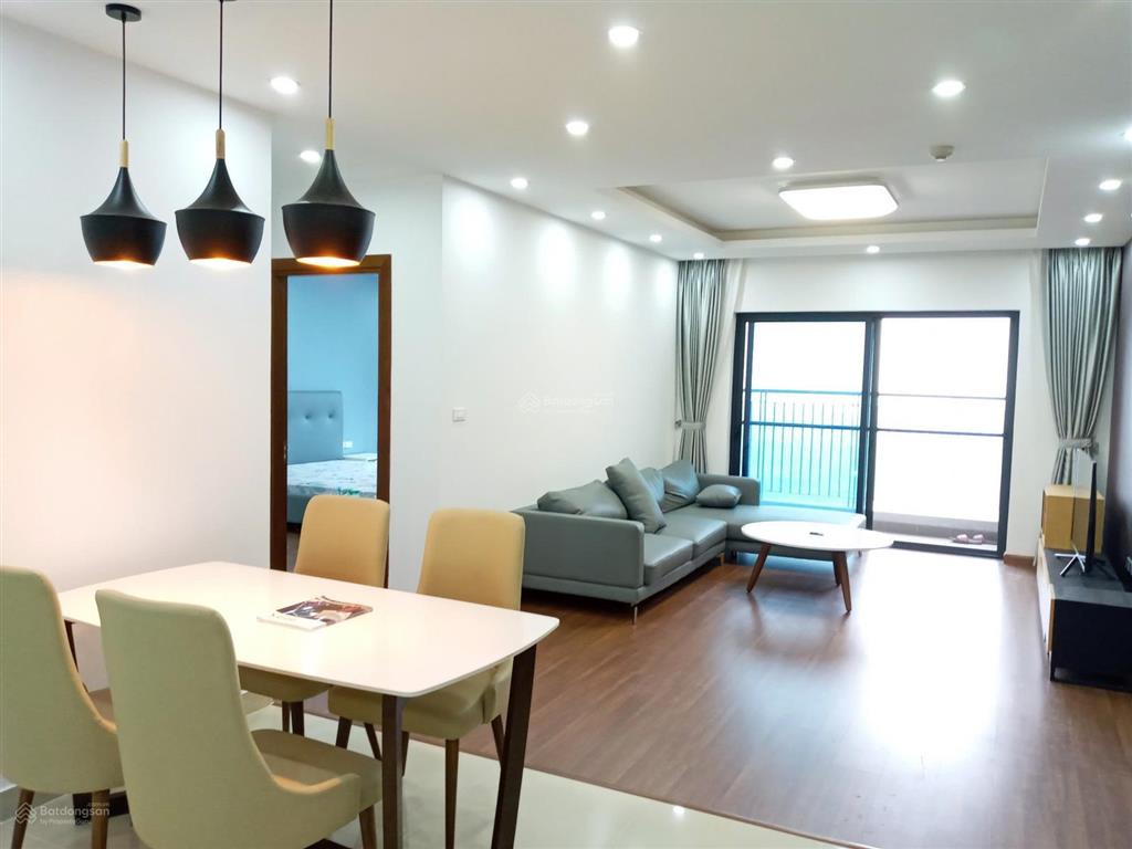 Chính chủ bán căn hộ rẻ nhất dự án. 135m2 tầng cao, 3pn2vs. full nội thất, cửa tn ban công đb.