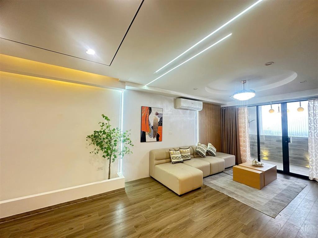 Chính chủ bán căn hộ rẻ nhất hà đông. 146m2. tầng cao. căn góc. full nội thất đẹp. 4pn  2vs