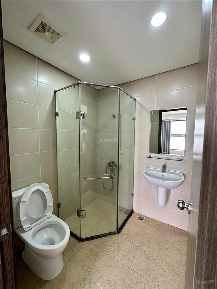 Chính chủ bán căn hoa hậu của dự án, tầng trung, căn góc, full nội thất 3pn 2vs. cửa tb ban công đn