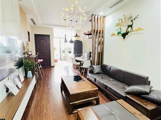 Chính chủ bán căn 70m2 sẵn slot oto, tầng trung, 2pn2vs, full nội thất, cửa đb ban công tn. sẵn sổ