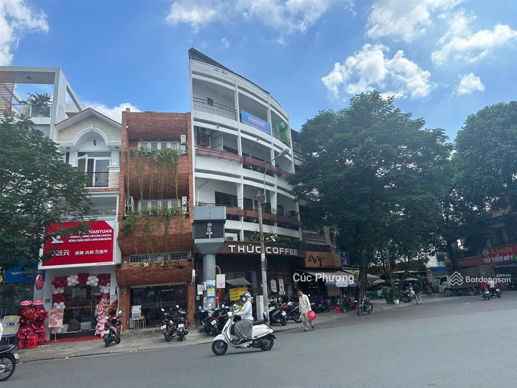 Siêu khan hiếm! bán nhà ngay mt lê lai, bến thành, quận 1 (4x15m, 3 tầng, hđt 70 tr), giá 31 tỷ
