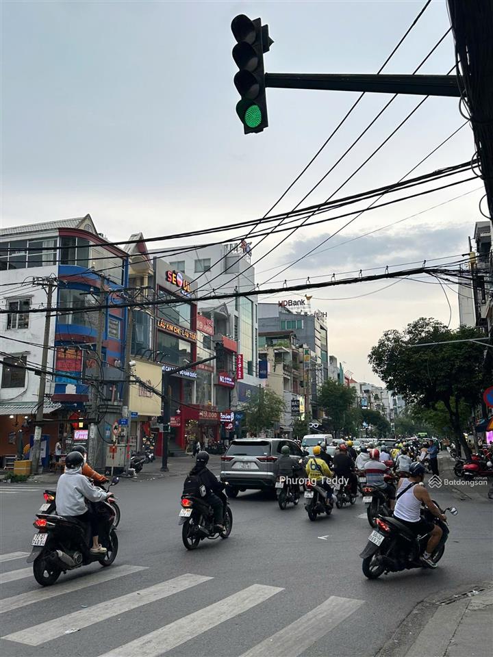 Siêu phẩm! bán nhà mt nguyễn gia trí, bình thạnh (9 x 23m, 5 tầng, hđt 160 tr/th), giá 74 tỷ