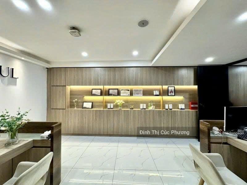 Cần cho thuê nhà mt bùi hữu nghĩa, bình thạnh (4.5x25m, 7 tầng, 12 phòng), giá 80 triệu/ tháng
