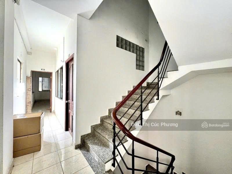 Cần cho thuê nhà mt bùi hữu nghĩa, bình thạnh (4.5x25m, 7 tầng, 12 phòng), giá 80 triệu/ tháng
