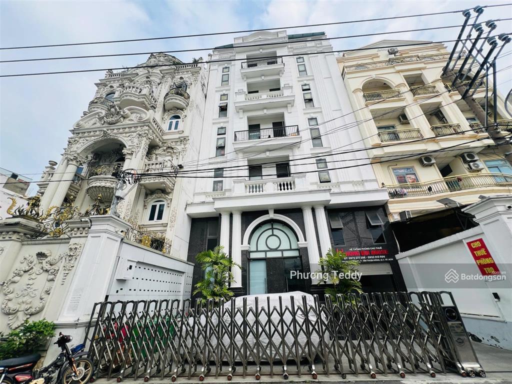 Siêu phẩm mt cao triều phát, kđt phú mỹ hưng, q. 7 (6 x 18.5m, 5 tầng, hđt 130tr), giá 42 tỷ