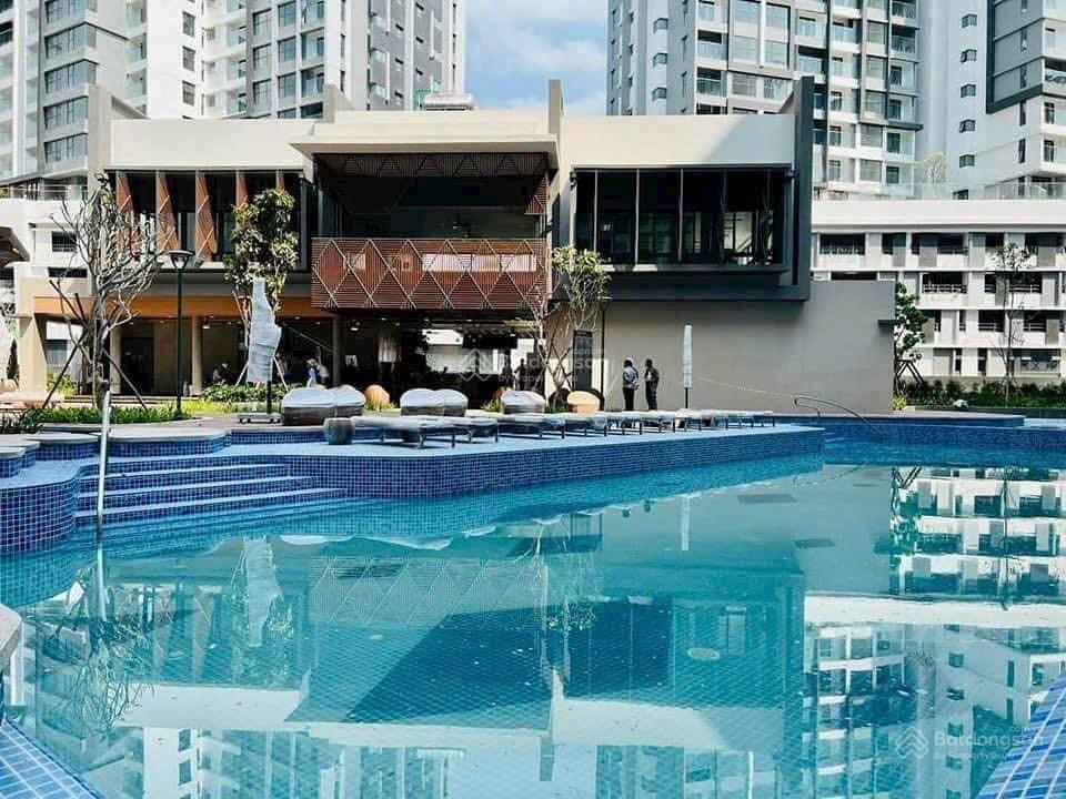 Bán gấp căn diamond brilliant ban công đông nam giá siêu tốt
