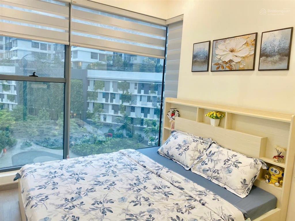 Cho thuê căn hộ dịch vụ ngăn hạn khu diamond celadon city gần sân bay, aeon mall