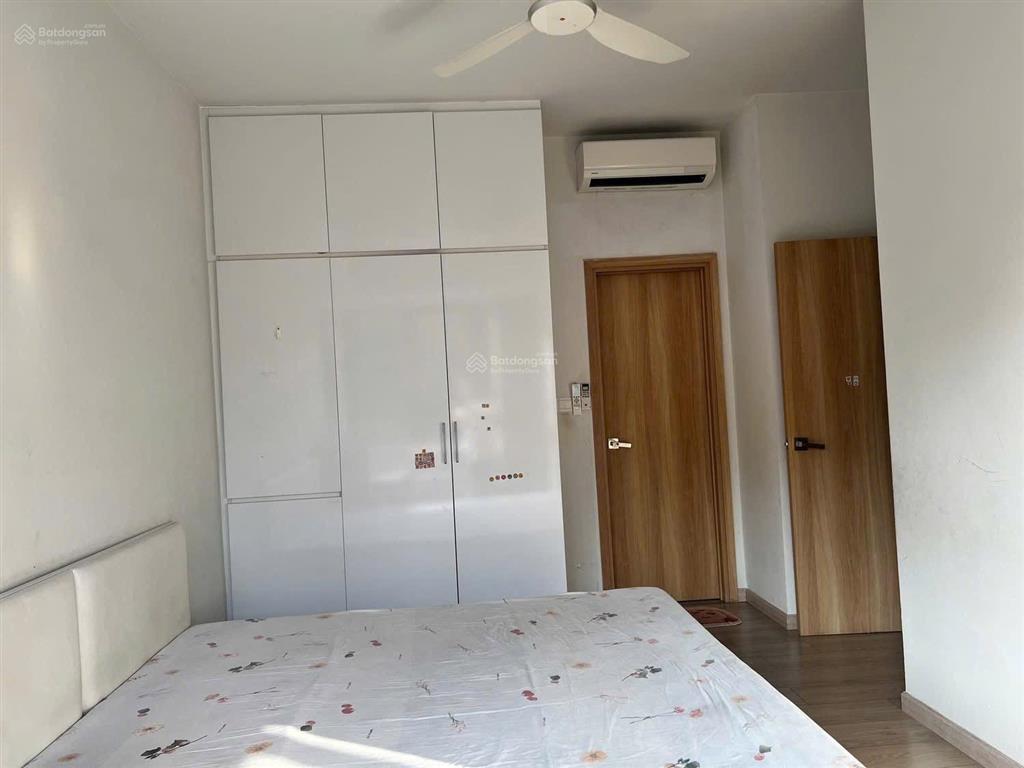 Căn hộ dịch vụ đầy đủ tiện nghi, gần sân bay, aeon mall tân phú, ở ổn định.