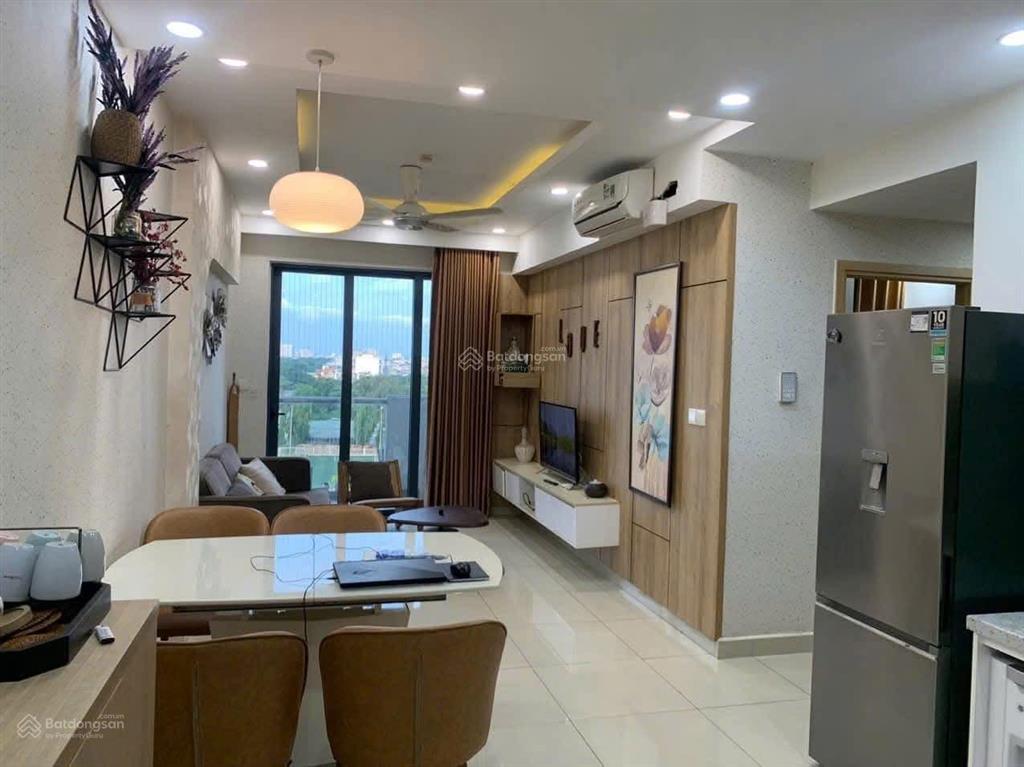 Chính chủ cho thuê căn hộ dịch vụ 2pn2w, emerald celadon city