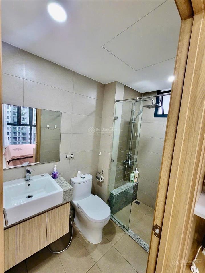 Cho thuê căn hộ dịch vụ ngắn hạn theo tháng ngày tuần... giá tốt tại celadon city