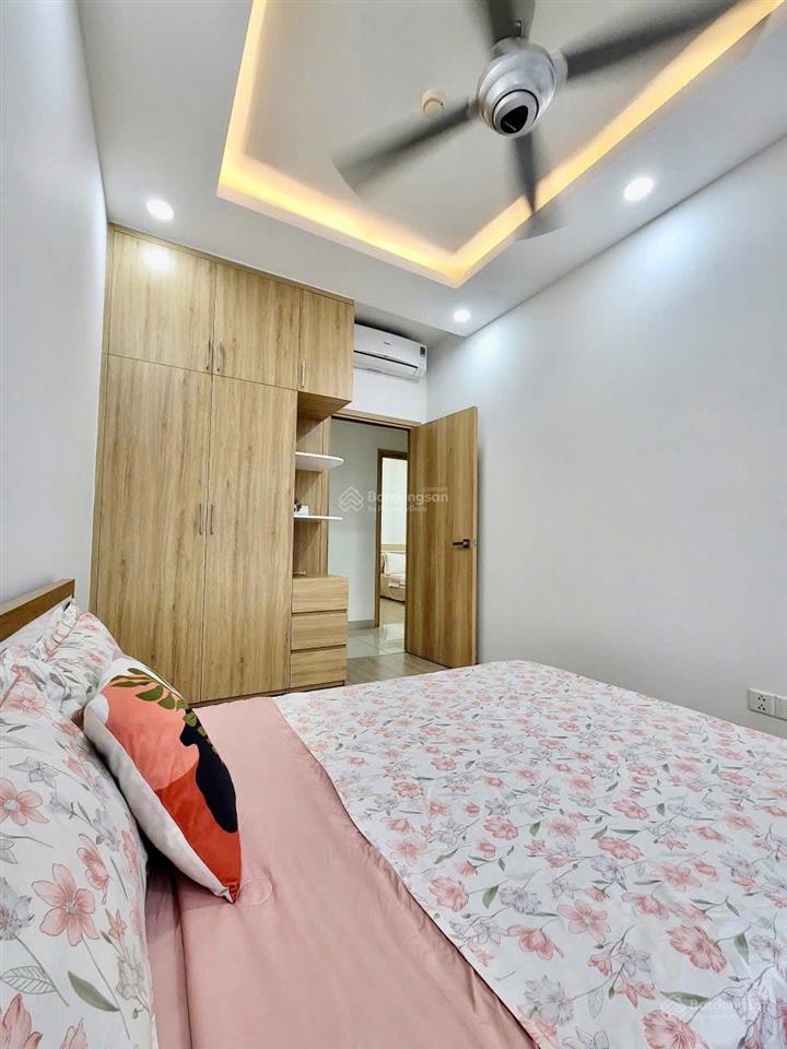 Cho thuê căn hộ dịch vụ ngắn hạn theo tháng ngày tuần... giá tốt tại celadon city