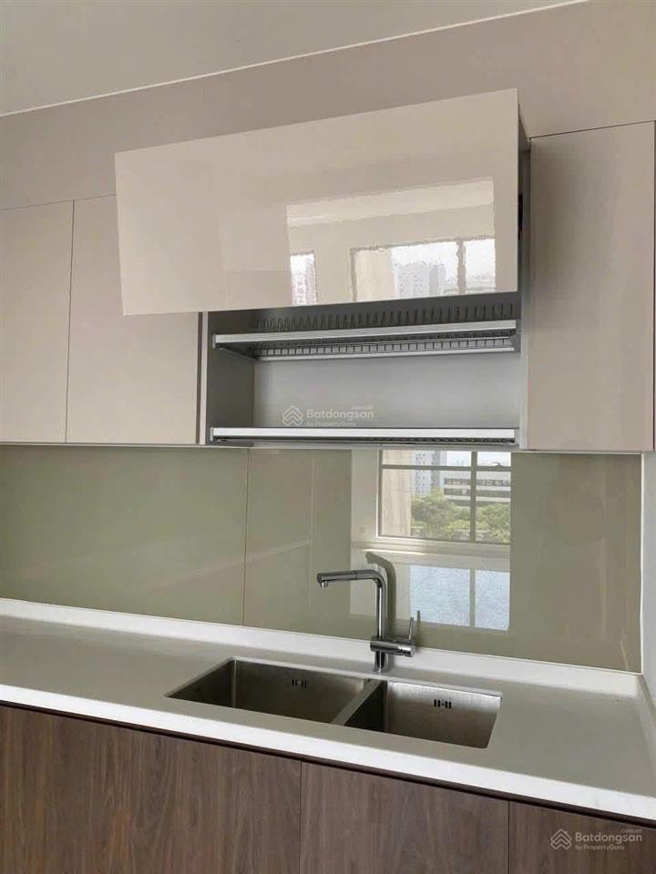 Cho thuê căn hộ dịch vụ 3pn 2wc 117m2 diamond alnata plus, celadon city, aeon mall