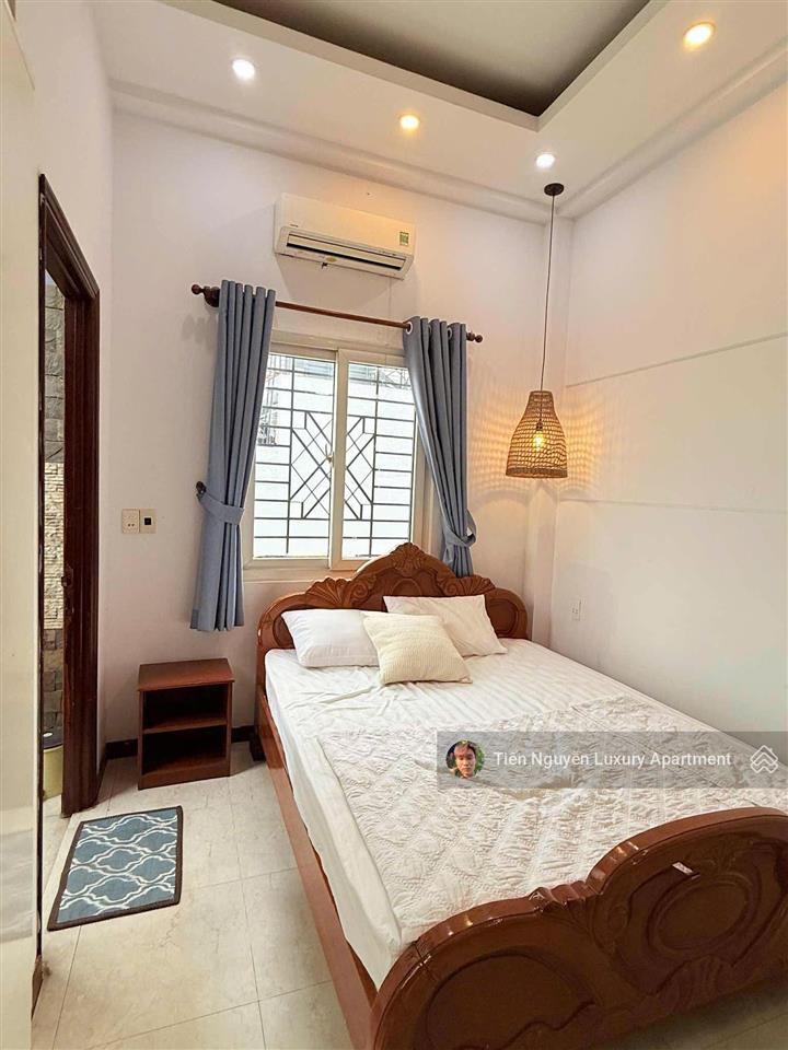 Căn hộ studio ban công, cửa sổ lớn thoáng mát, ngay nhà thờ, chợ tân định, công viên lê văn tám