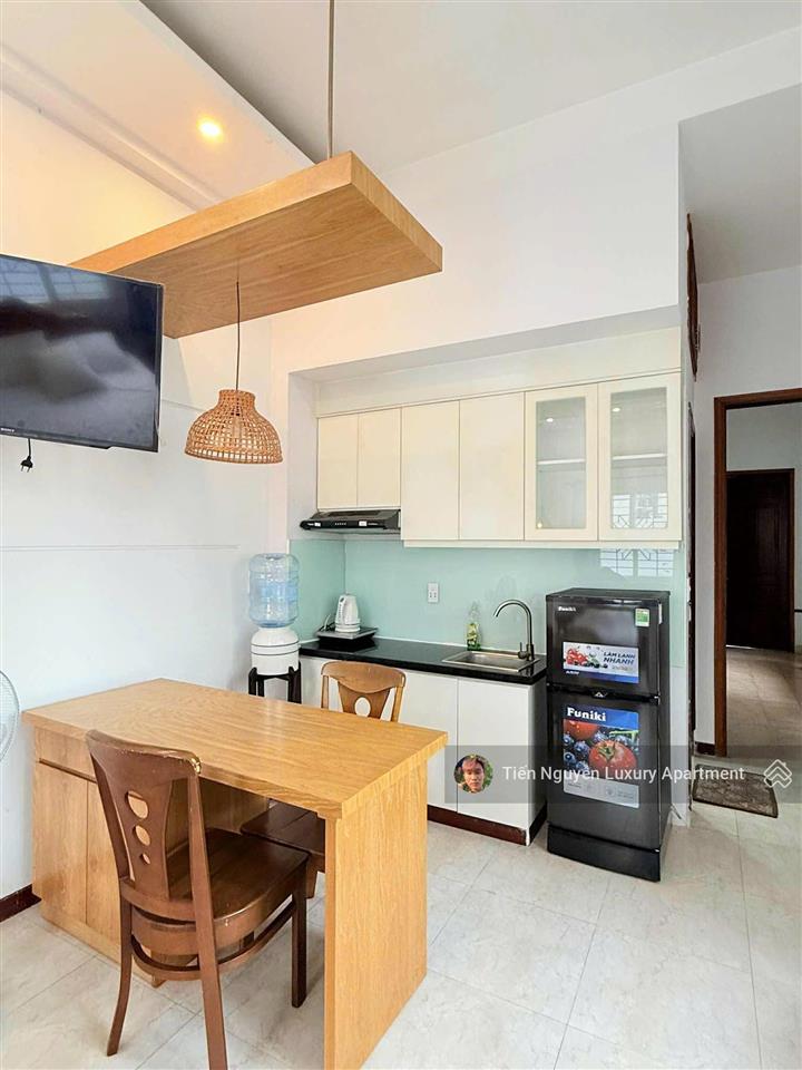 Căn hộ studio ban công, cửa sổ lớn thoáng mát, ngay nhà thờ, chợ tân định, công viên lê văn tám