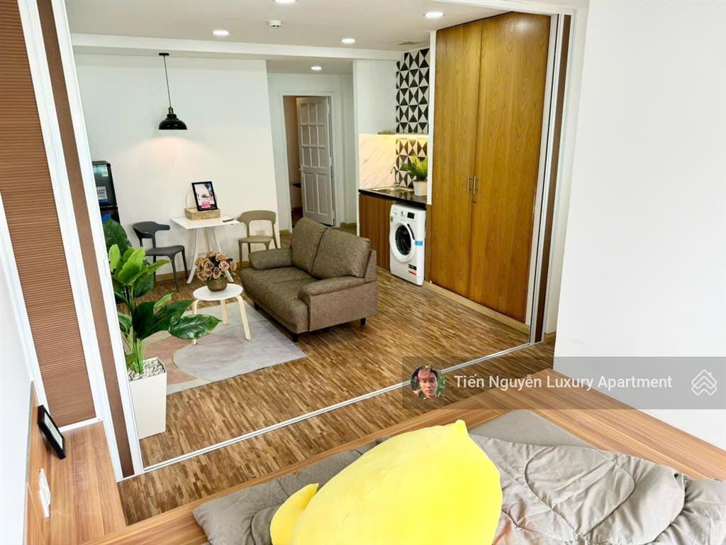 Căn hộ 1 phòng ngủ 40m2 ngay chợ tân định  gần đh ueh  công viên lê văn tám, tân định, quận 1