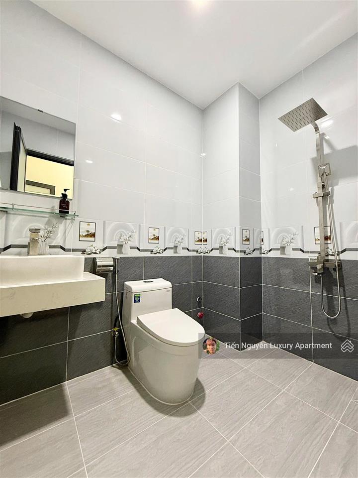 Căn hộ studio full nội thất mới 100% ngay đại học ueh isb, hutech, uef  công viên lê văn tám q1