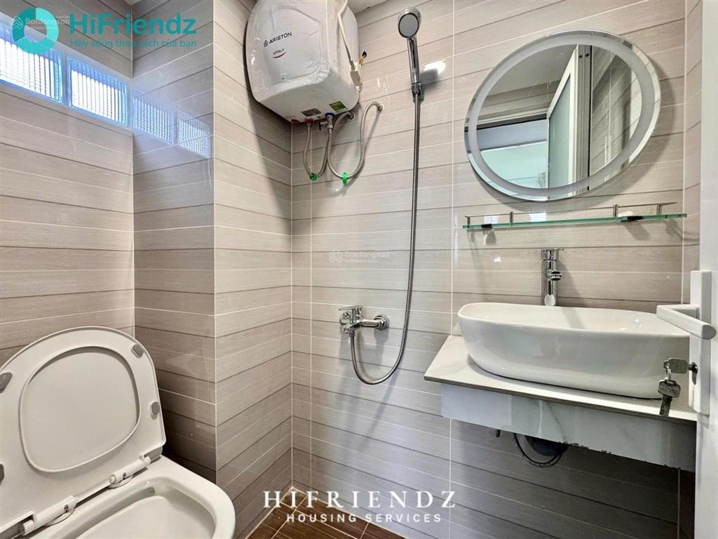 Duplex mới xây cho sinh viên đại học công nghệ sg stu, full nội thất, nhà mới 100%