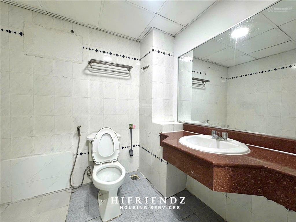 Chung cư mini hơn 100p  có bảo vệ, mặt tiền đường lớn  ở được 34 bạn sinh viên