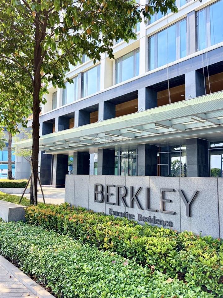 Bán 3pn + 1 tại the berkley thảo điền, 176,78m2 không gian sống rộng rãi, tt nhanh giá 33,15 tỷ