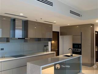 Cho thuê căn hộ 4 phòng ngủ ở q2 thảo điền, thang máy riêng, 181m2, view sông trực diện, ở liền