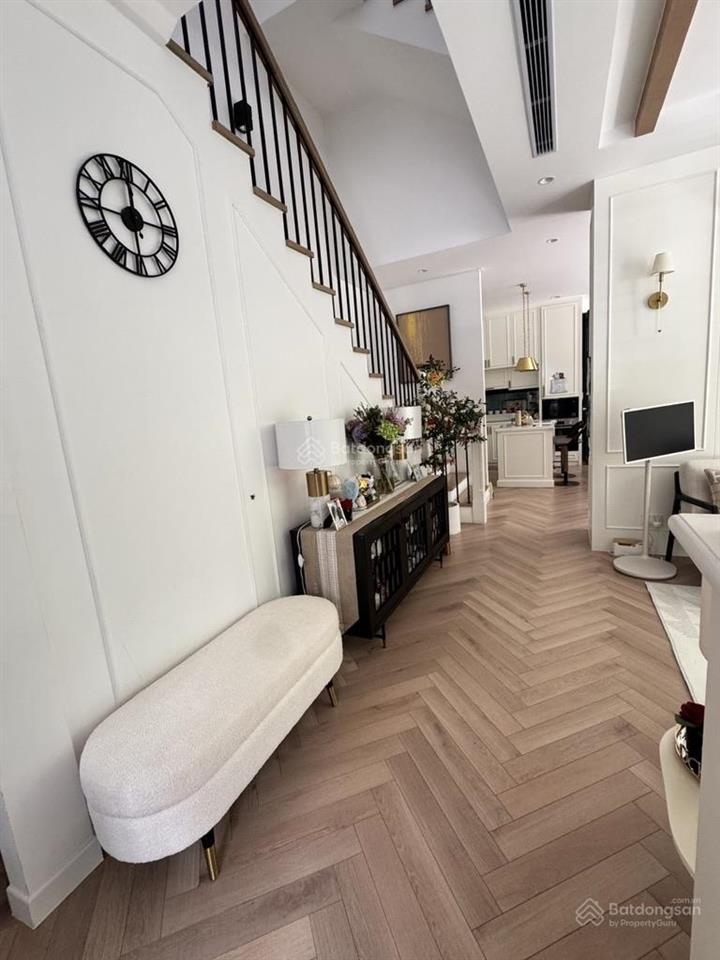 Bán biệt thự, villa đường số 10, cụm chung cư q2 thảo điền, 192.8m2, giá 89 tỷ, đã có sổ hồng