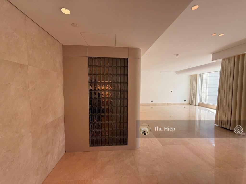 Cho thuê căn hộ the albany, 3pn, 235m2, mới nâng cấp đẹp, giá thuê 160 triệu all in
