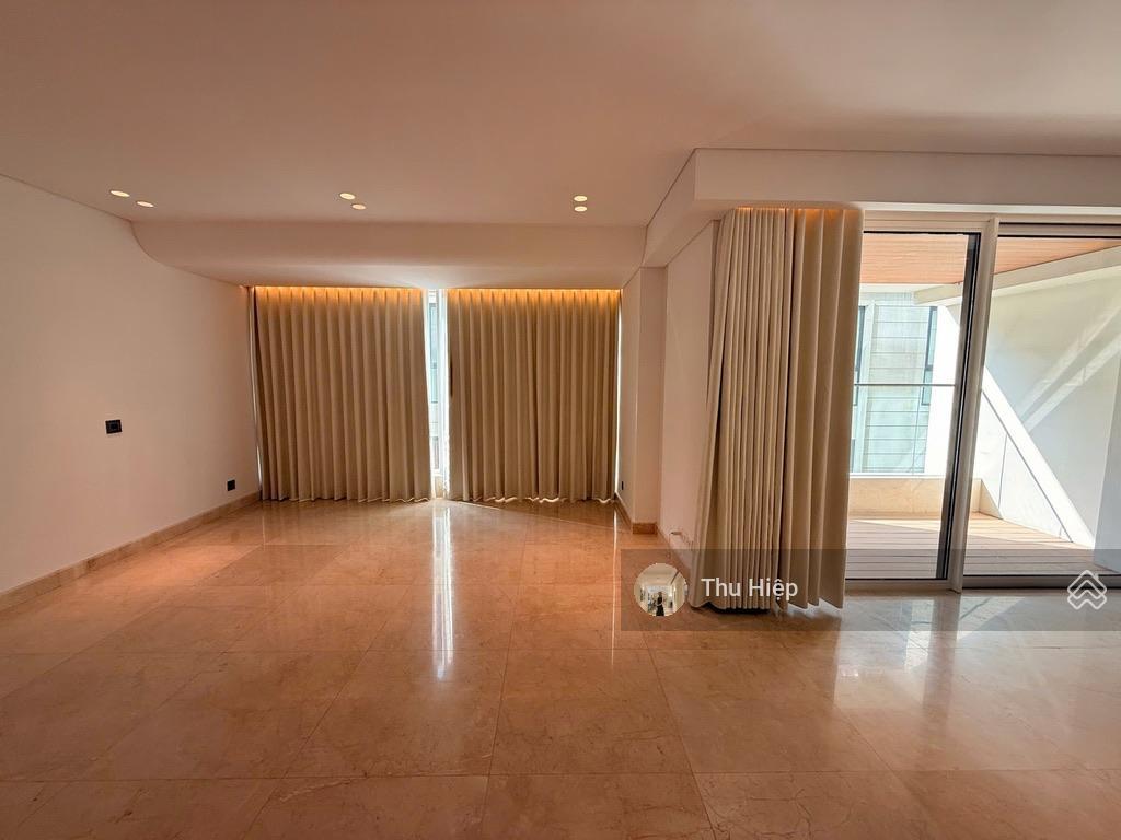 Cho thuê căn hộ the albany, 3pn, 235m2, mới nâng cấp đẹp, giá thuê 160 triệu all in