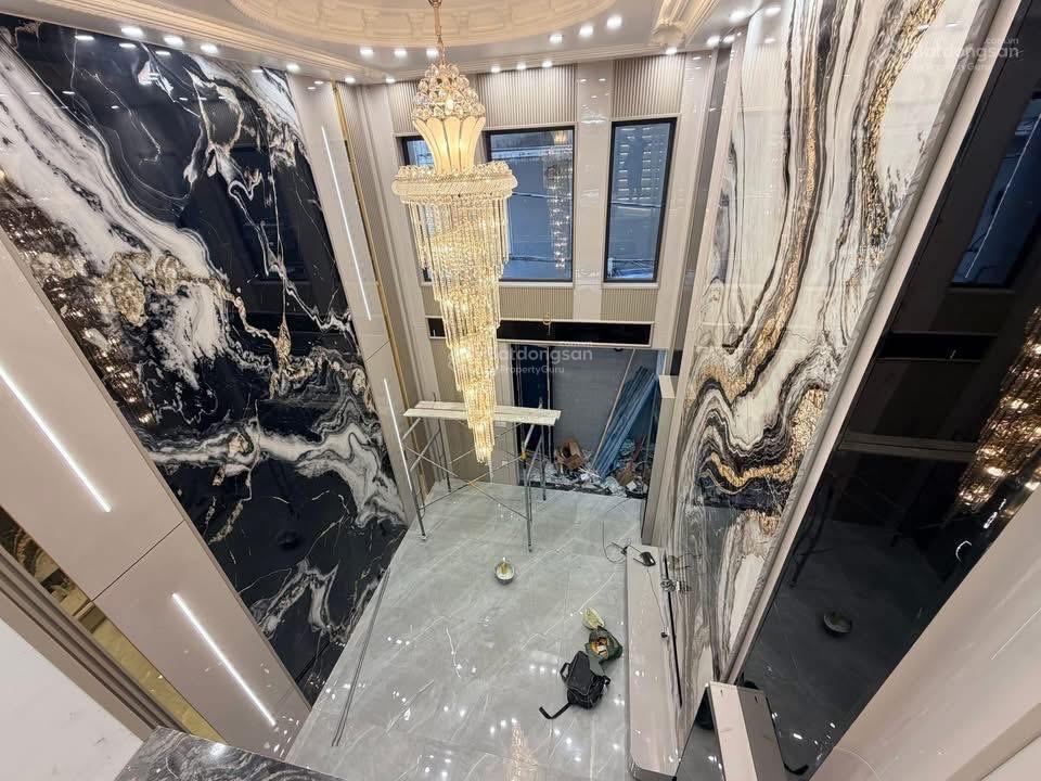 Căn duy nhất 6 tầng full nội thất xây kiểu mới phố lê hồng phong