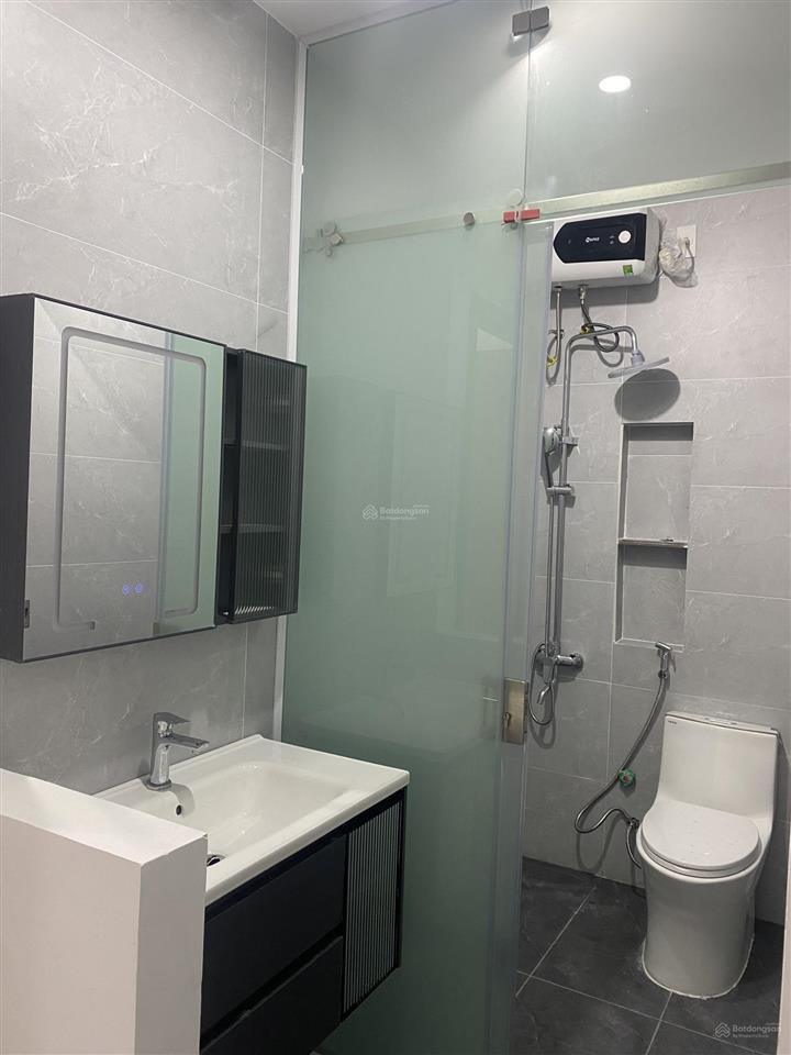 Nhà 4 tầng xây mới oto đỗ cửa phố hồ sen cực rẻ và tiềm năng tăng giá cao
