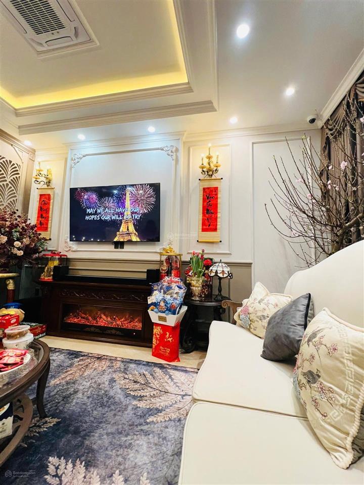 Bán nhà vinmarina hoàn thiện full nội thất,view công viên hồ nước khu đóng