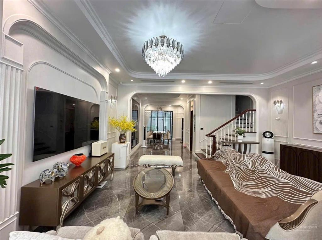 Chủ mua căn to hơn nhượng lại căn nhà tâm huyết full nội thất nhật khẩu vinhomes marina cầu rào 2