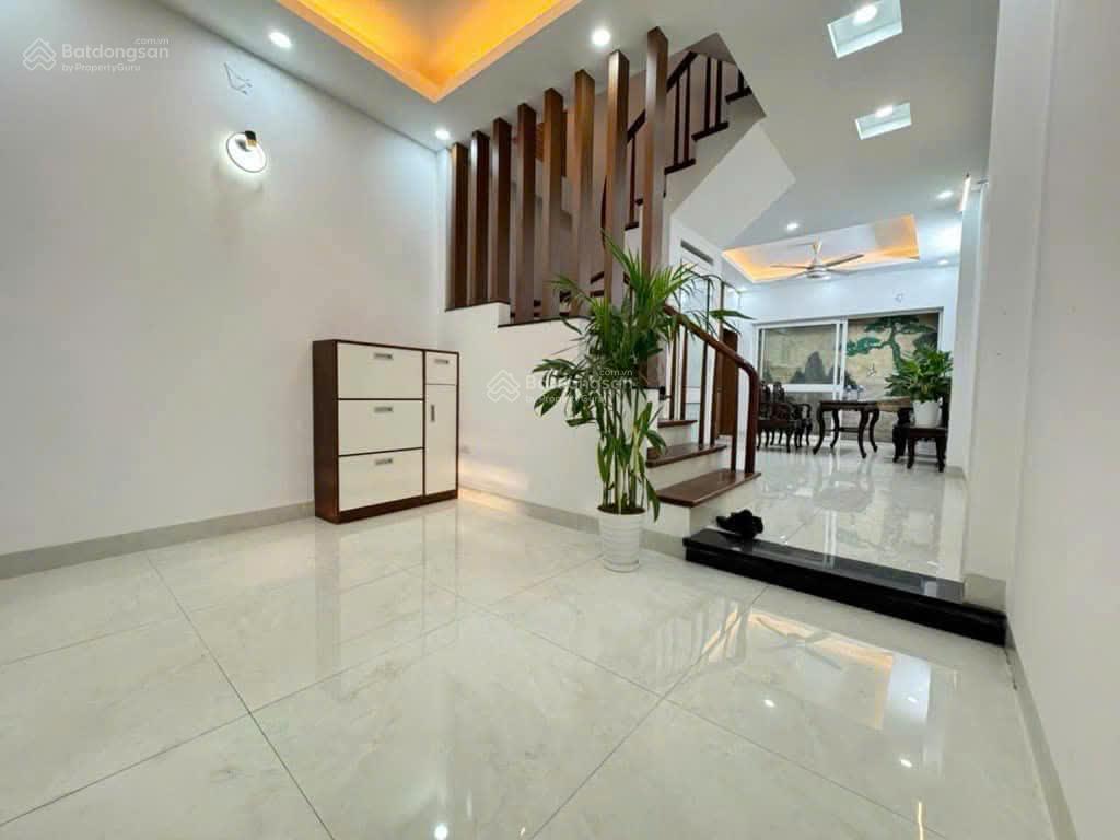 Bán nhà phố xốm phú lương hà đông dt 48m2, mặt tiền 4,2m xây mới 5 tầng x giá 5.98 tỷ