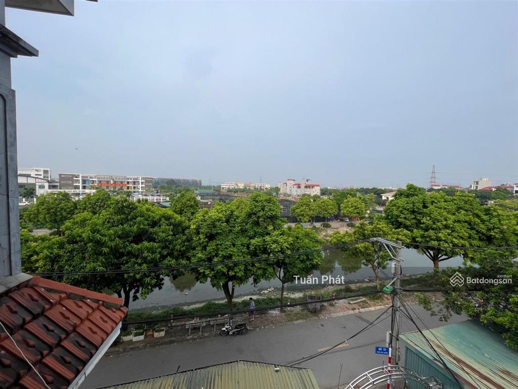 Chính chủ bán nhà phú diễn, 72m2, mặt tiền 8m, ô tô tránh, 10.6 tỷ