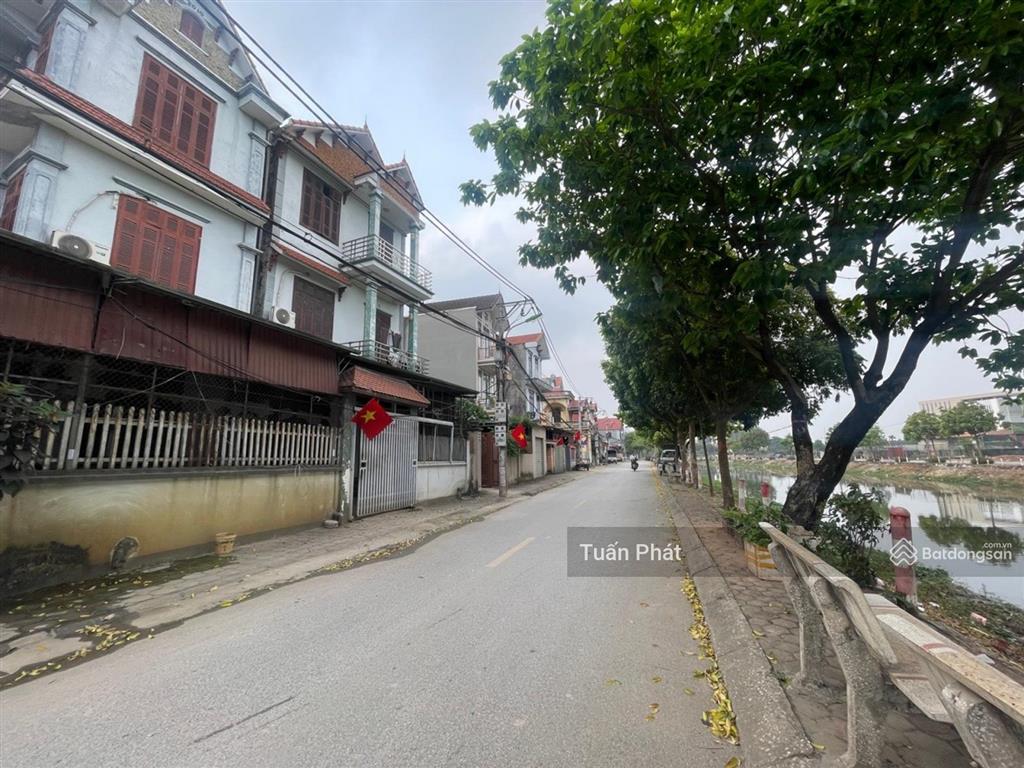 Chính chủ bán nhà phú diễn, 72m2, mặt tiền 8m, ô tô tránh, 10.6 tỷ