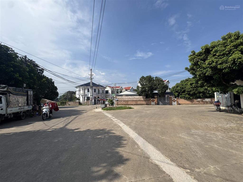 Chính chủ gửi bán 105m đất kim anh  hà nội 2 mặt tiền thông ô tô 7 chỗ trục chính giá 2.3 tỷ