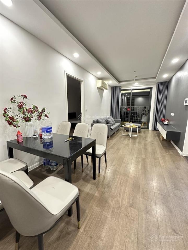 Bán cc imperia sky garden, 7,9 tỷ, 81m2, 2pn, 2wc, pháp lý đầy đủ, giá siêu hời