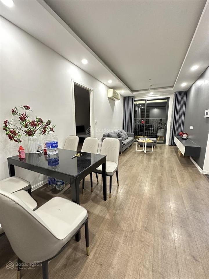 Bán cc imperia sky garden, 7,9 tỷ, 81m2, 2pn, 2wc, pháp lý đầy đủ, giá siêu hời