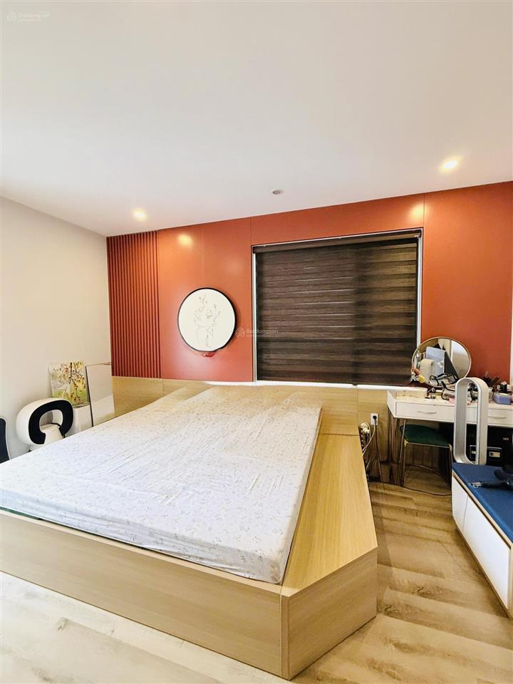 Bán căn góc đẹp, nhiều tiện ích tại 87 lĩnh nam, 6,8 tỷ, 90m2