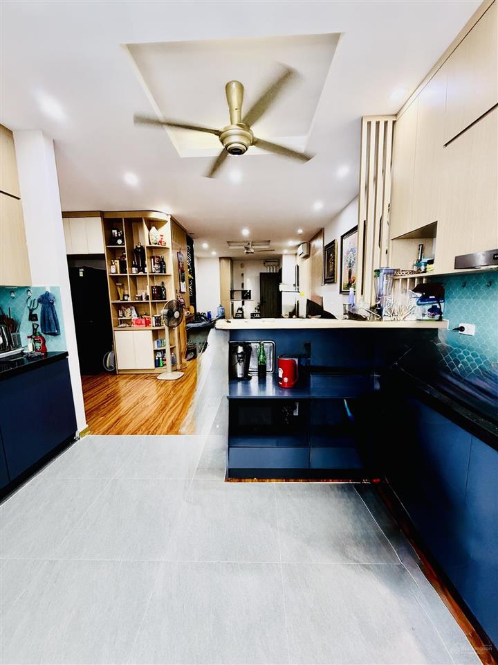 Bán căn hộ cc đẹp tại 87 lĩnh nam, 5,5 tỷ, 75m2, view đẹp, uy tín