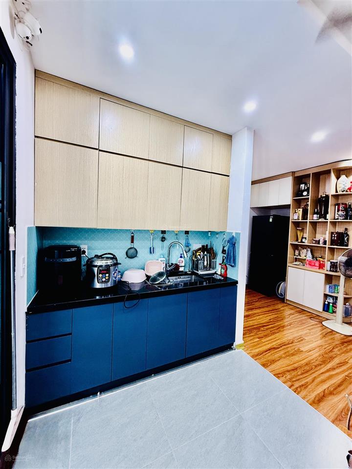 Bán căn hộ cc đẹp tại 87 lĩnh nam, 5,5 tỷ, 75m2, view đẹp, uy tín