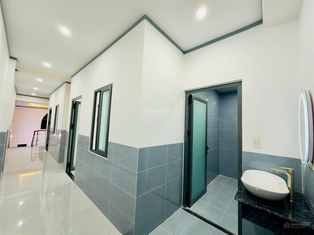 Bán nhà 1 trệt 1 lầu trảng dài biên hòa giá 3,39 tỷ sân ô tô
bạn đang tìm nhà trảng dài gần bùi