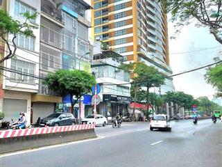 Bán nhà mặt phố lạc long quân 75m2, giá 35.5 tỷ. tây hồ