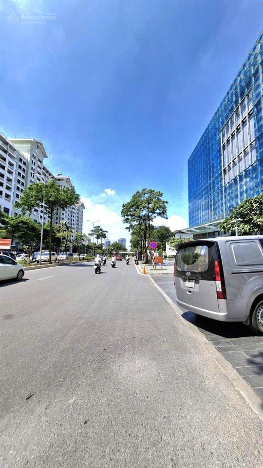 Bán nhà mặt phố liễu giai 55m2, giá 39 tỷ. ba đình